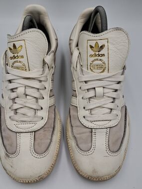 adidas Men’s Off-White Cream Sneakers with Gold Branding